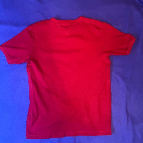 Red Tommy Hilfiger shirt - Picture 2 of 4